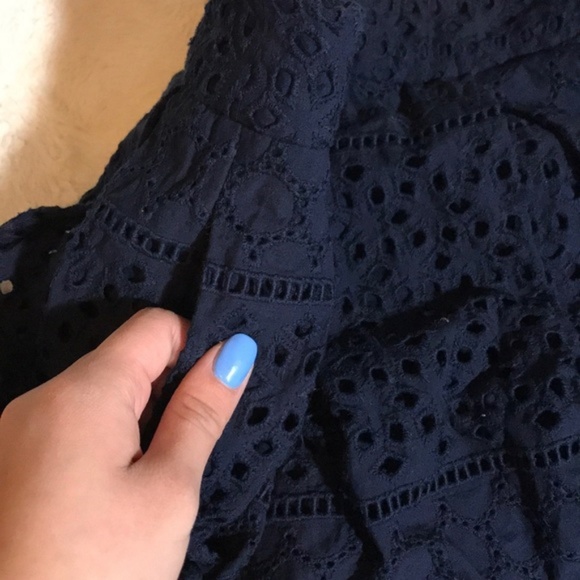 Banana Republic Navy Eyelet Flare Skirt w/pockets - Picture 8 of 8